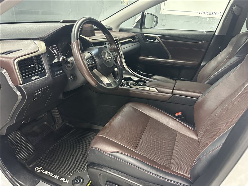 Used 2017 Lexus RX 350 AWD image 2