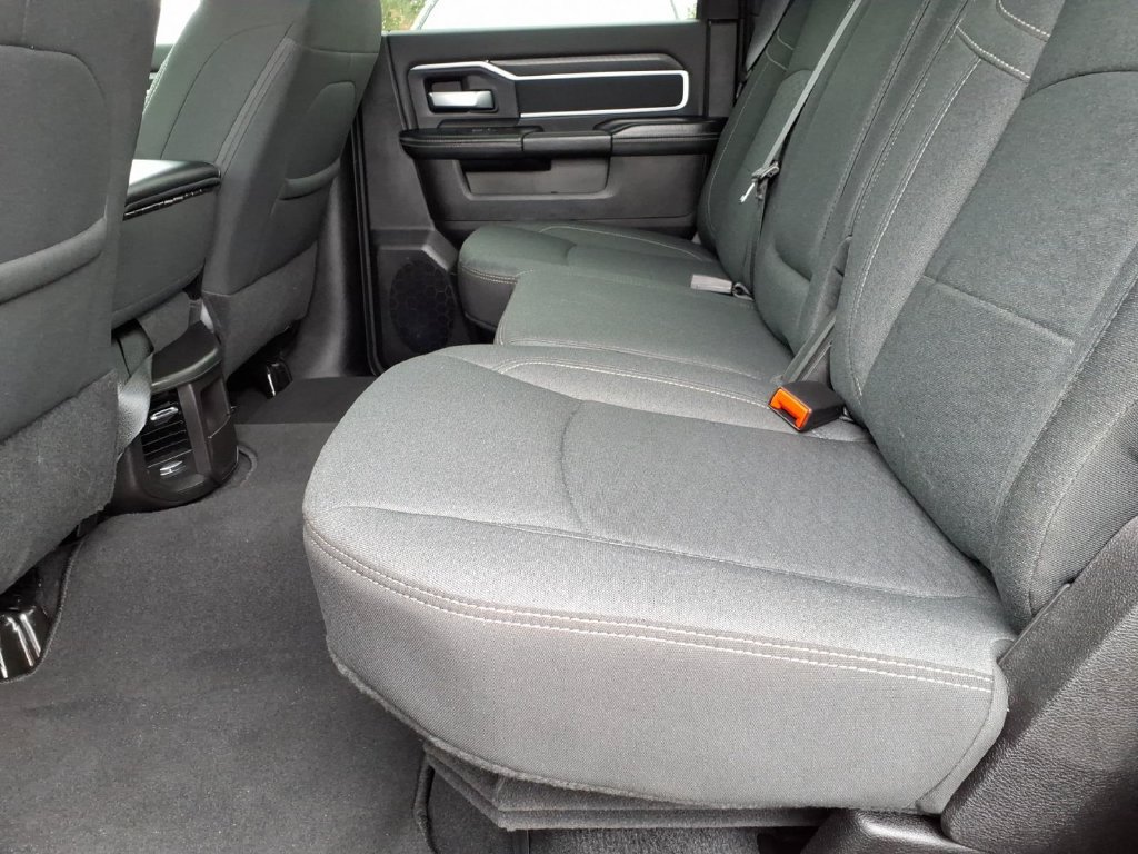 Certified 2026 RAM 2500 Big Horn AWD/4WD image 14
