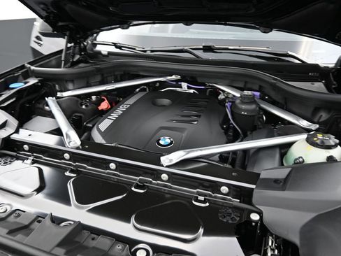 New 2026 BMW X7 xDrive40i w/ Premium Package AWD/4WD image 26