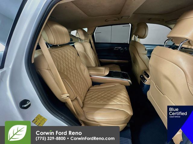 Used 2022 Genesis GV80 3.5T Prestige Signature AWD/4WD image 32