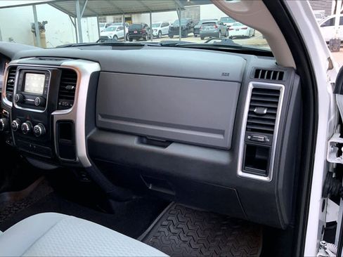 Used 2018 RAM 1500 Classic SLT image 16