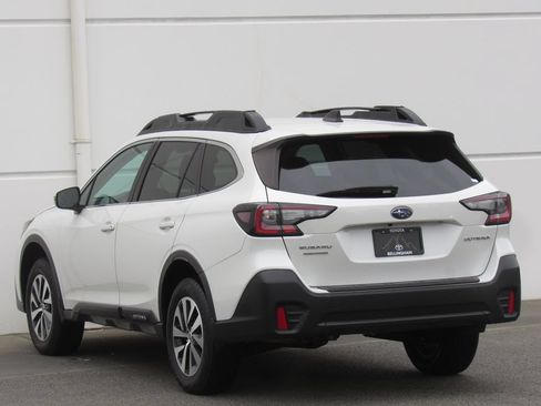 Used 2020 Subaru Outback Premium AWD/4WD image 5