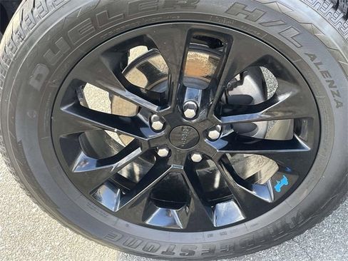 Used 2023 Jeep Wrangler Unlimited Sahara image 13