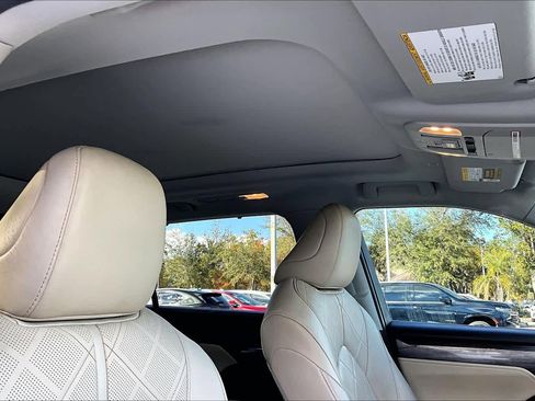 Used 2021 Toyota Highlander Platinum image 13
