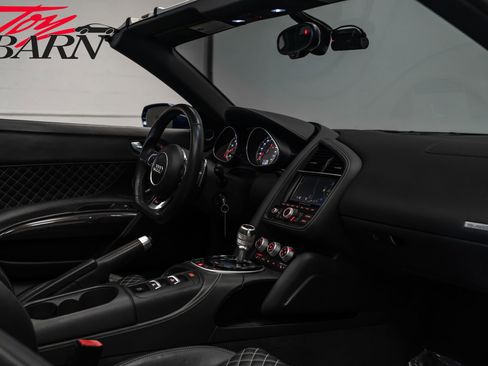 Used 2014 Audi R8 V8 image 53