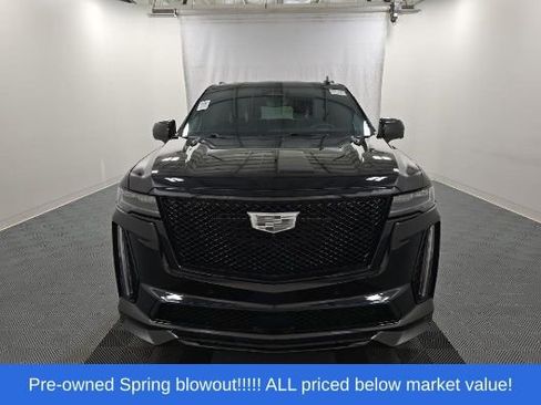 Used 2024 Cadillac Escalade V w/ LPO, ONYX Package AWD/4WD image 2