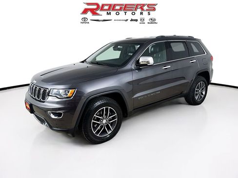 Used 2018 Jeep Grand Cherokee Limited w/ Trailer Tow Group IV AWD/4WD image 3