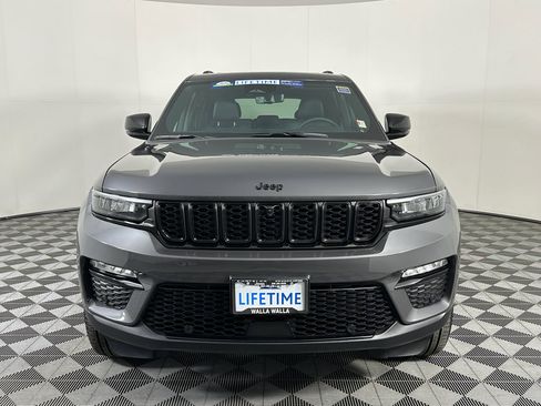 New 2025 Jeep Grand Cherokee Limited w/ Luxury Tech Group II image 14