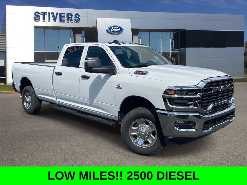 Used 2025 RAM 2500 Tradesman AWD/4WD image 1