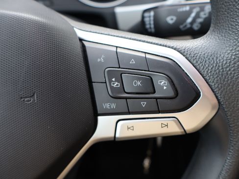 Used 2021 Volkswagen Atlas S image 20