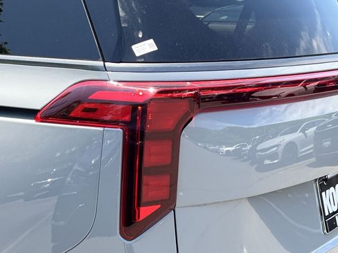 New 2026 Kia Carnival SX FWD image 14