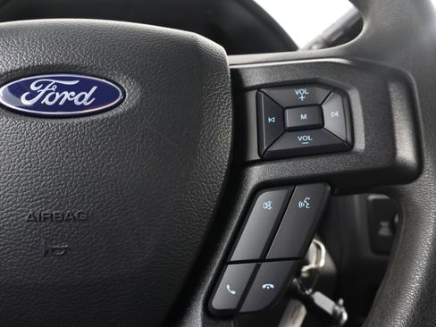 Used 2022 Ford F250 XLT w/ XLT Premium Package AWD/4WD image 14