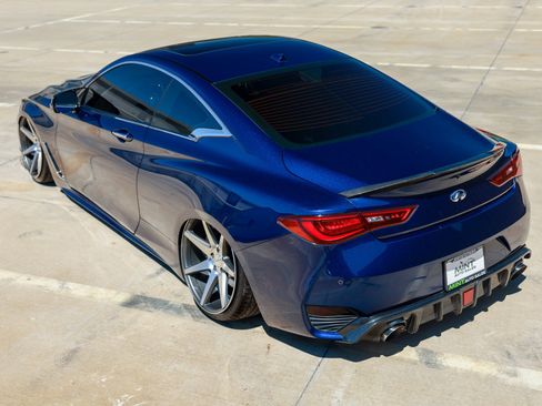 Used 2017 INFINITI Q60 3.0t w/ Premium Plus Package 3.0T image 8