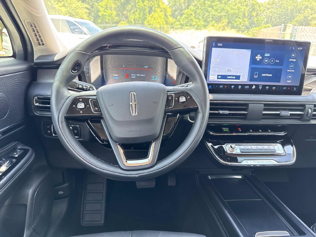 Certified 2024 Lincoln Corsair Grand Touring w/ Equipment Group 301A AWD/4WD image 17