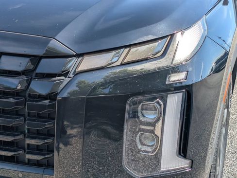 Used 2023 Hyundai Palisade SEL w/ Premium Package FWD image 9