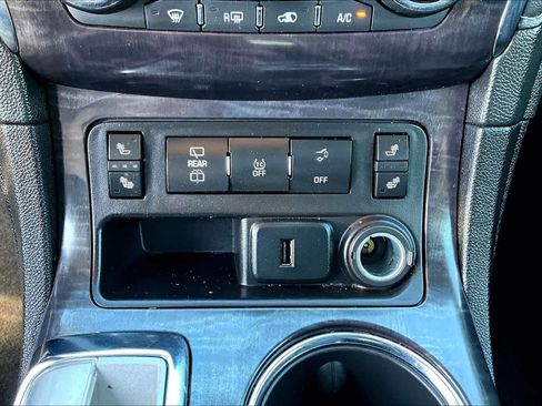 Used 2017 Buick Enclave Leather w/ Enclave Sport Touring Edition image 34