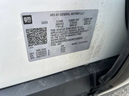 Used 2025 Chevrolet Suburban Z71 AWD/4WD image 36