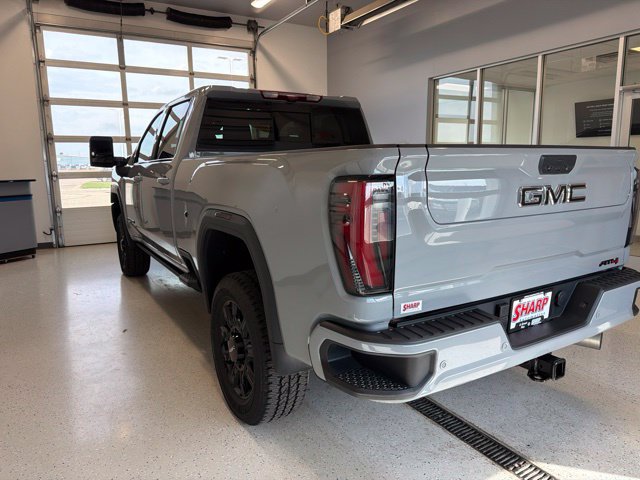 Used 2025 GMC Sierra 2500 AT4 w/ AT4 Premium Plus Package AWD/4WD image 7