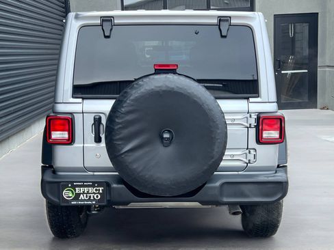 Used 2020 Jeep Wrangler Unlimited Sport AWD/4WD image 13