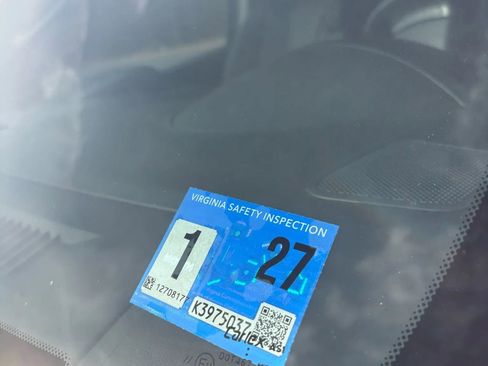 Used 2011 Nissan Titan SL w/ SL Technology Pkg image 37