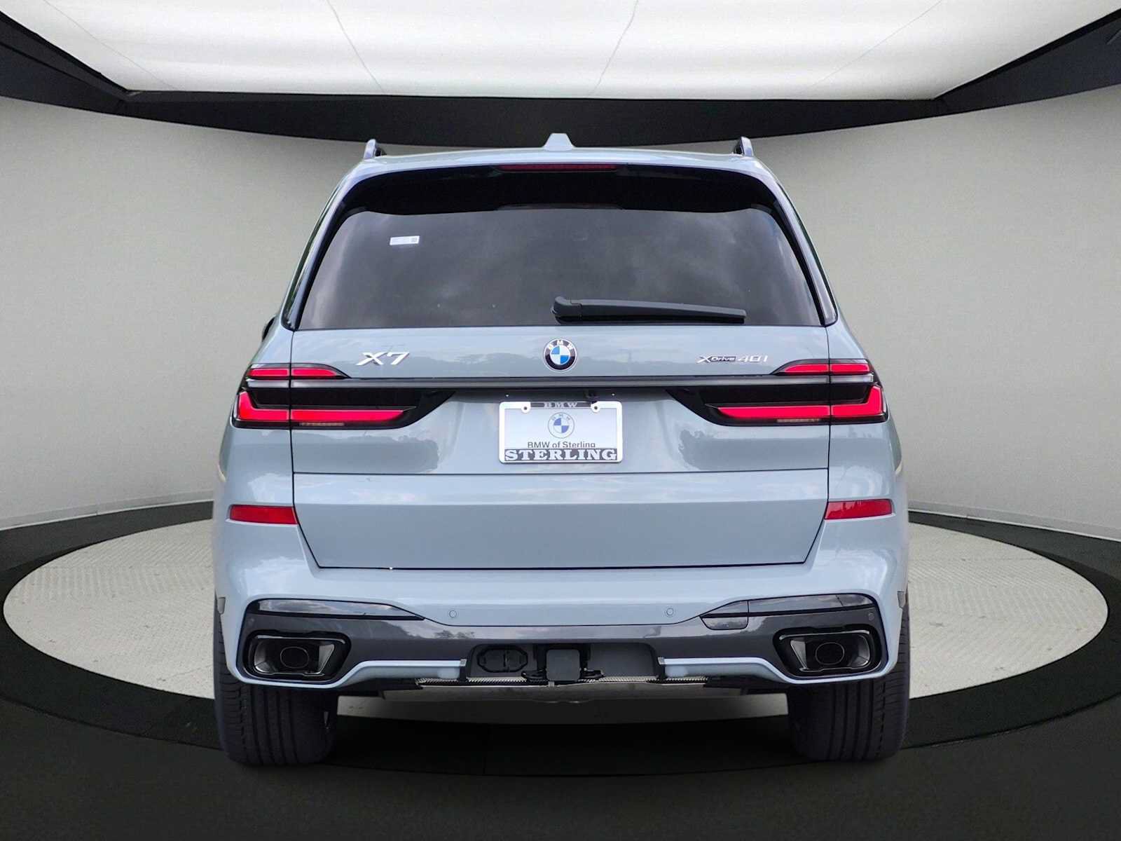 Used 2027 BMW X7 xDrive40i w/ M Sport Package AWD/4WD image 7