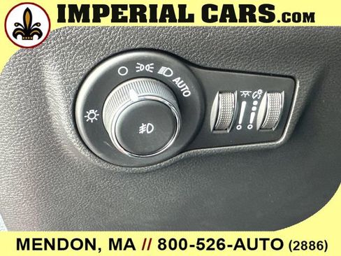 New 2026 Jeep Compass Limited w/ Sun, Sound & Navigation Group AWD/4WD image 23