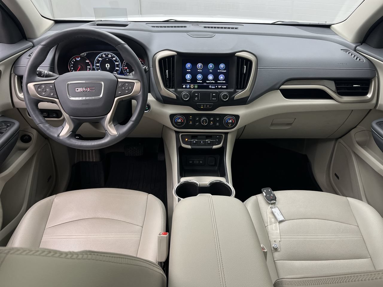 Certified 2024 GMC Terrain Denali w/ Denali Premium Package AWD/4WD image 4