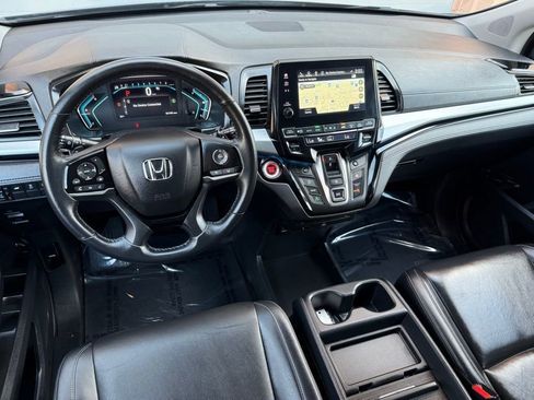 Used 2023 Honda Odyssey Touring image 8