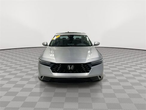 Used 2024 Honda Accord EX image 3