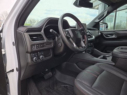 Used 2023 Chevrolet Tahoe RST w/ Luxury Package AWD/4WD image 38
