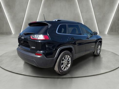 Used 2019 Jeep Cherokee Latitude Plus AWD/4WD image 7