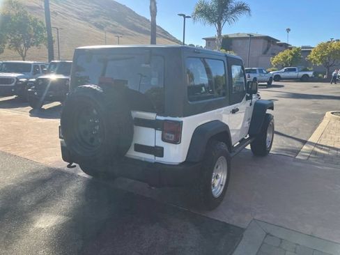 Used 2016 Jeep Wrangler Sport w/ Mopar Black Appearance Group AWD/4WD image 9