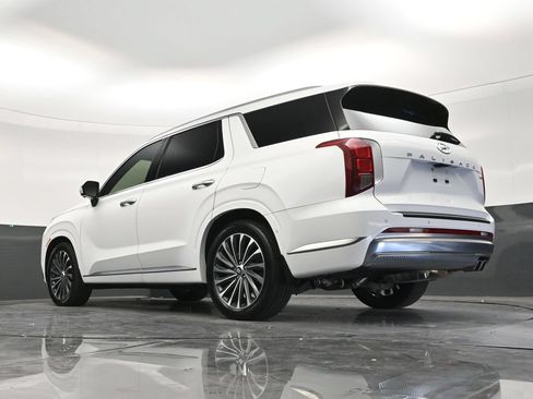 Used 2023 Hyundai Palisade Calligraphy w/ Cargo Package AWD/4WD image 22