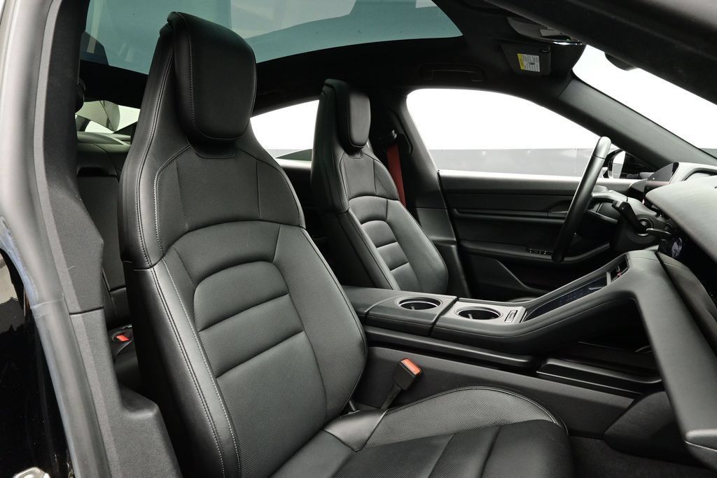 Certified 2021 Porsche Taycan RWD image 17