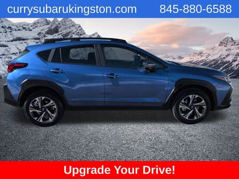 Used 2025 Subaru Crosstrek 2.0i Premium image 2