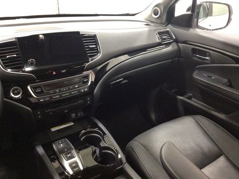 Used 2021 Honda Pilot Elite image 39