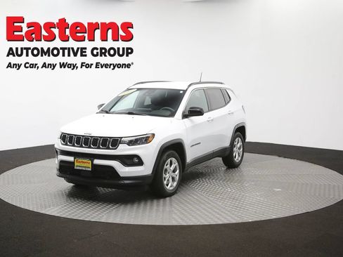 Used 2024 Jeep Compass Latitude AWD/4WD image 53