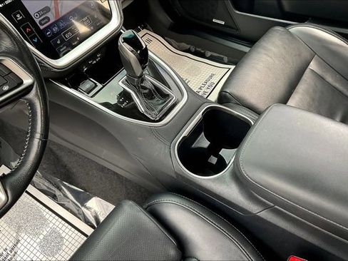 Used 2021 Subaru Outback Limited image 17