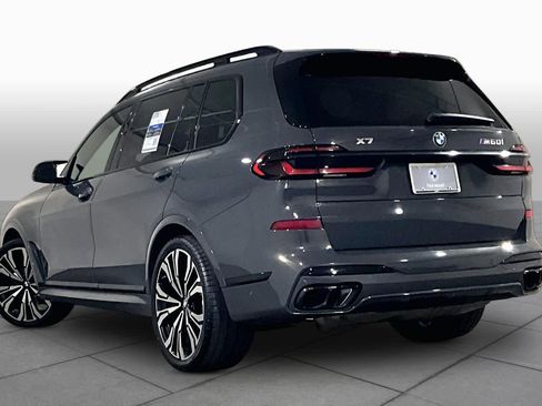 Used 2025 BMW X7 M60i AWD/4WD image 11