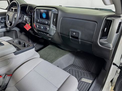 Used 2018 Chevrolet Silverado 1500 LT w/ Texas Edition image 25