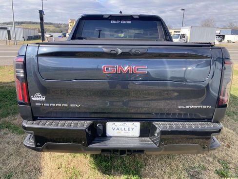 New 2026 GMC Sierra EV Elevation AWD/4WD image 5