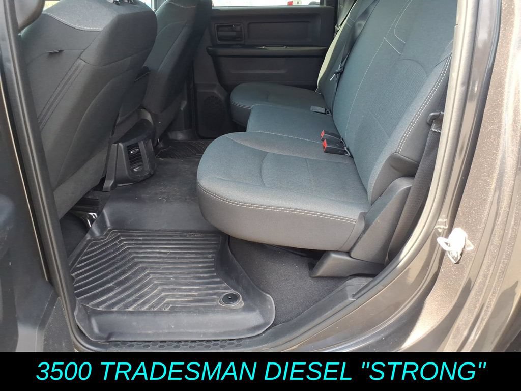 Used 2024 RAM 3500 Tradesman w/ Chrome Appearance Group AWD/4WD image 13