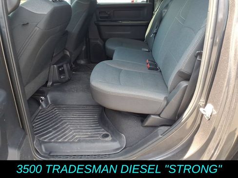 Used 2024 RAM 3500 Tradesman w/ Chrome Appearance Group AWD/4WD image 13