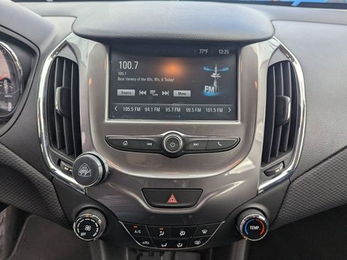 Used 2016 Chevrolet Cruze LT image 18