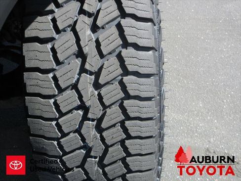 Certified 2023 Toyota Tacoma TRD Off-Road AWD/4WD image 6