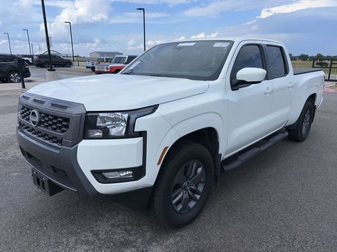 Used 2025 Nissan Frontier SV w/ SV Convenience Package AWD/4WD image 1