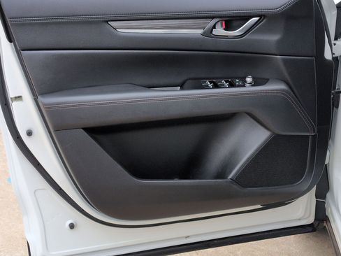 Used 2023 MAZDA CX-5 AWD 2.5 S w/ Premium Package image 12