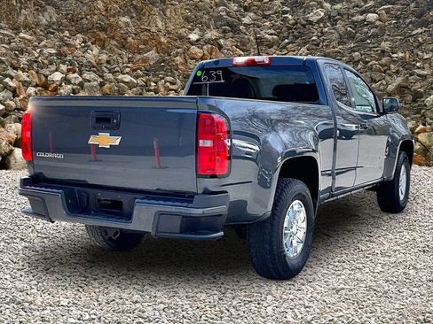 Used 2015 Chevrolet Colorado W/T w/ WT Convenience Package RWD image 2