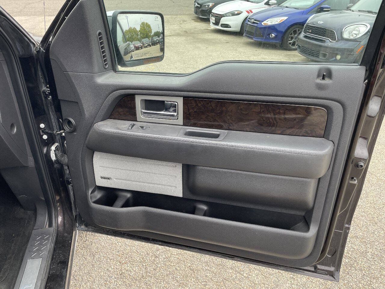 Used 2013 Ford F150 Platinum AWD/4WD image 44