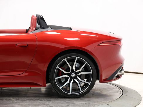 Used 2024 Jaguar F-TYPE R image 10